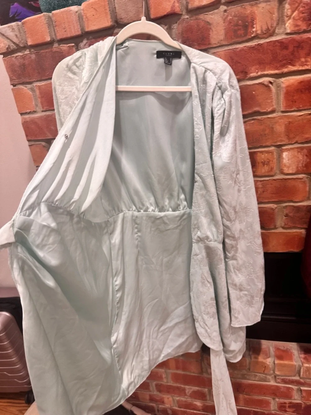 Club London DOREEN Mint Long-Sleeve Wrap Mini Dress Sz L; very flattering style - Picture 9 of 11